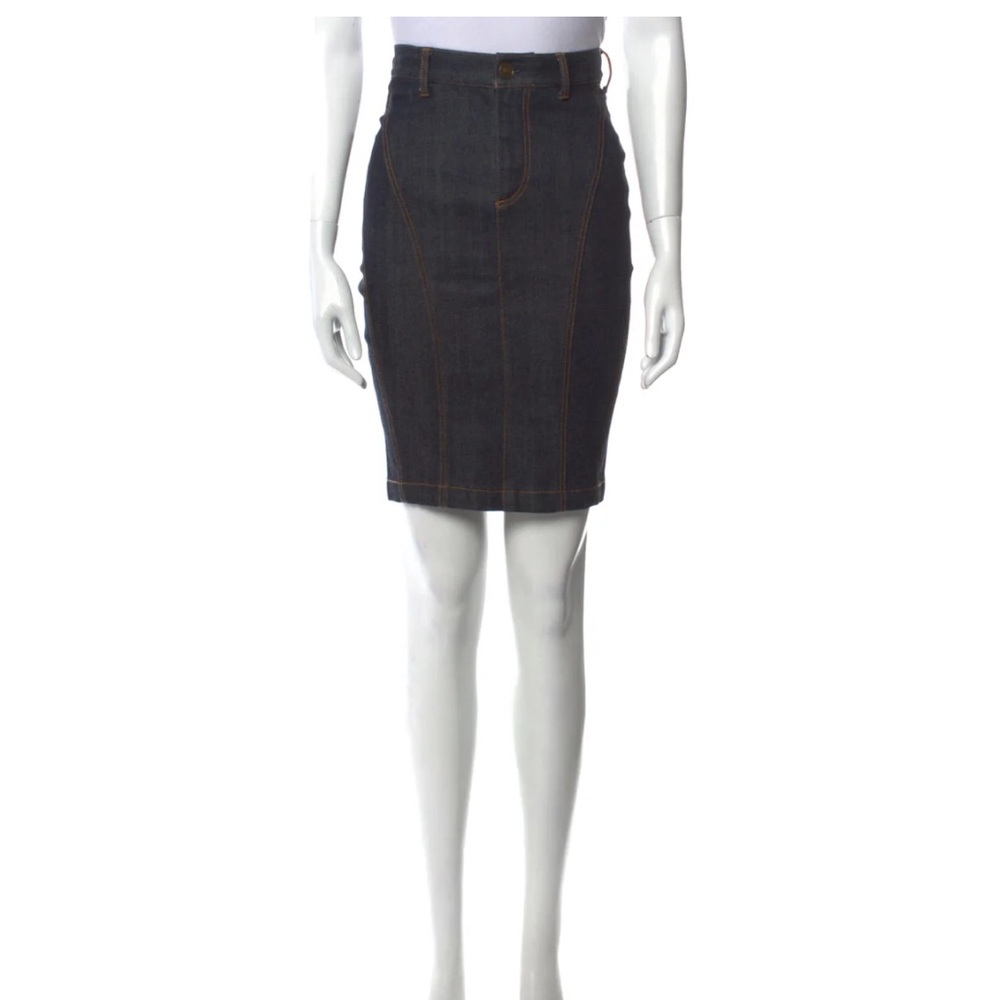 Authentic Burberry Britt - Denim pencil skirt. NBW - no tags